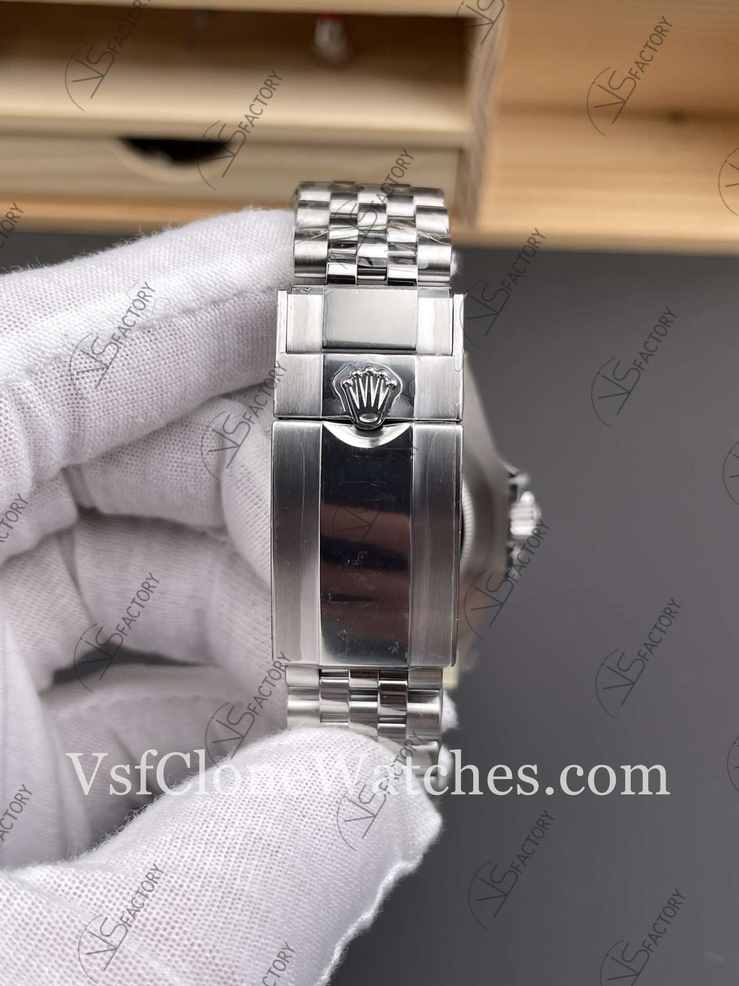 Super Clone Watches - Rolex GMT Master II M126710grnr-0003 Jubilee 3285 Movement “Bruce Wayne” Black Dial - Image 9