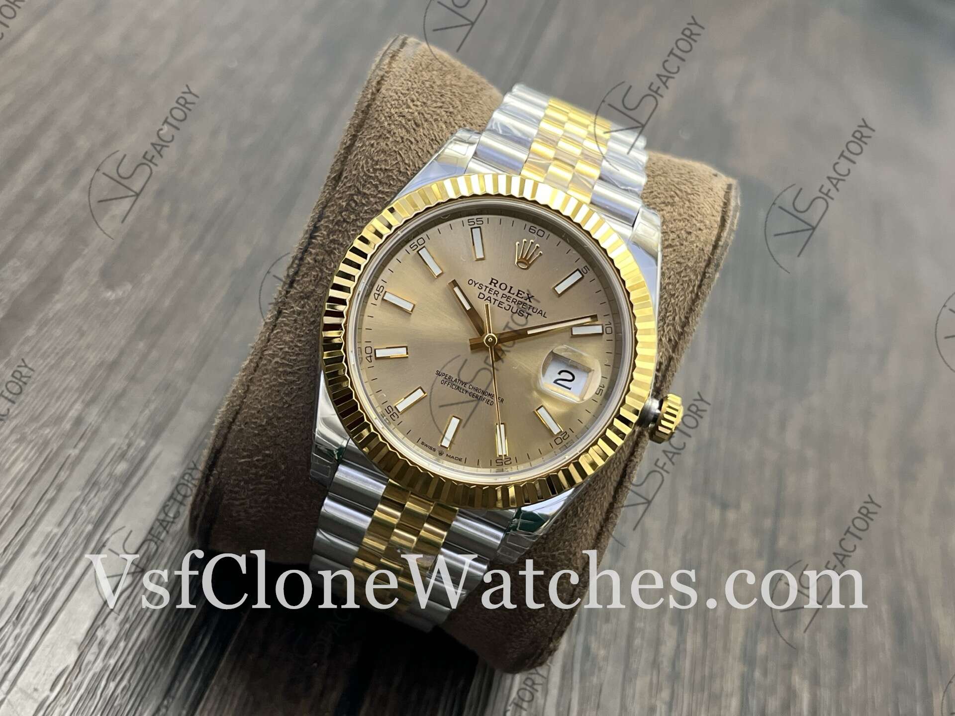 Super Clone Watches - Rolex DateJust m126333-0010 Jubilee 41MM 3235 Movement Gold Dial - Image 3