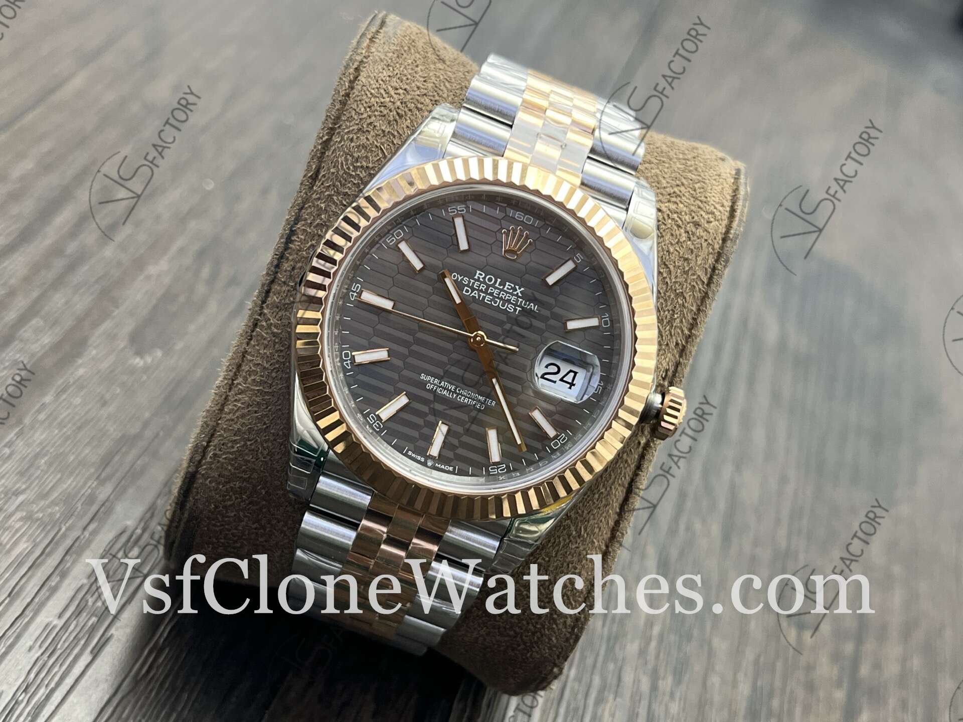 Super Clone Watches - Rolex DateJust m126331-0020 Jubilee 41MM 3235 Movement Gray Fluted Dial - Image 3