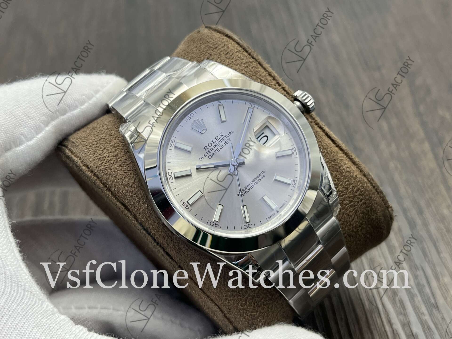 Super Clone Watches – Rolex DateJust m126300-0003 Oyster 41MM 3235 Movement Silver Dial - Image 4