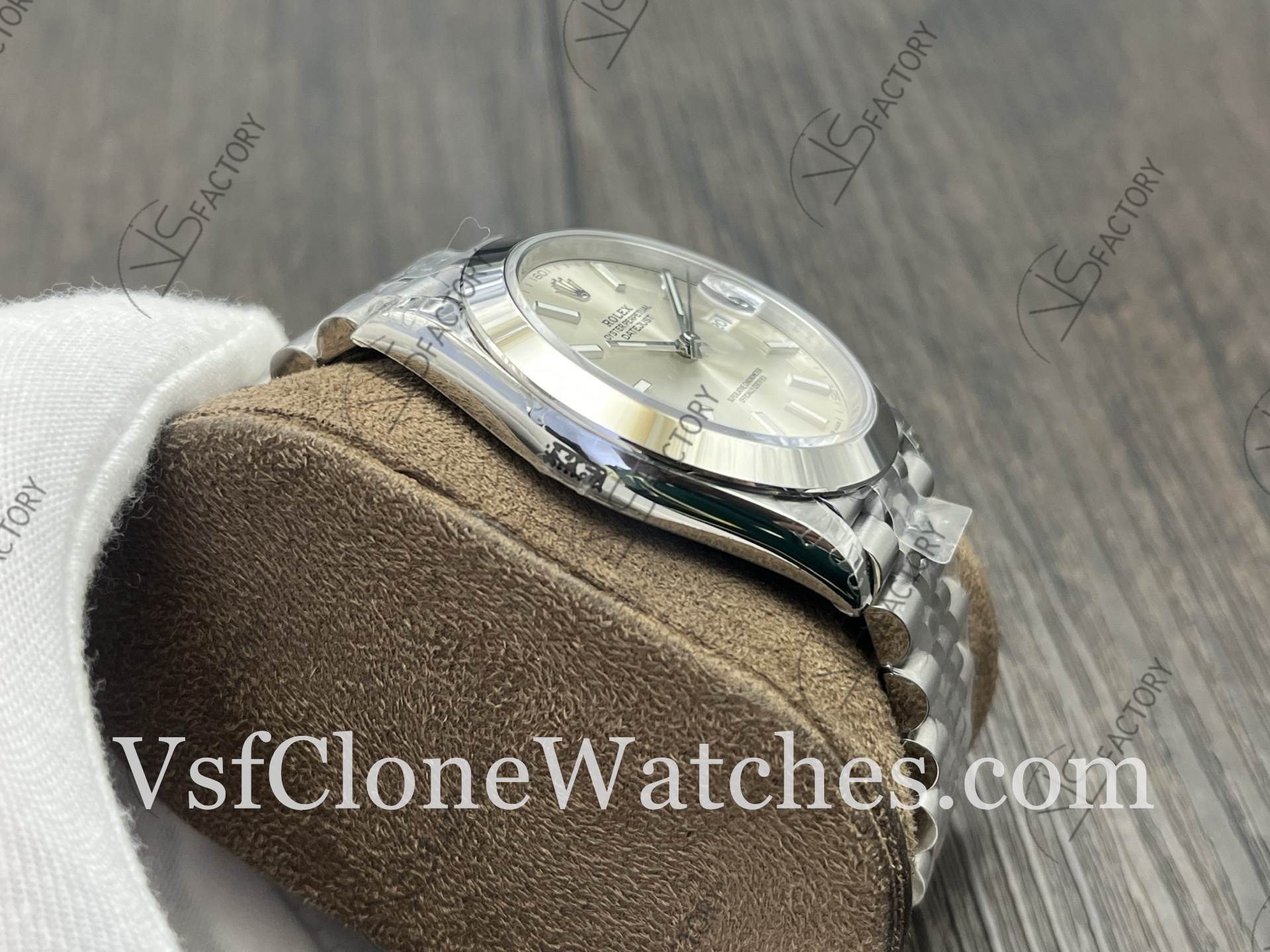 Super Clone Watches – Rolex DateJust m126300-0004 Jubilee 41MM 3235 Movement Silver Dial - Image 5