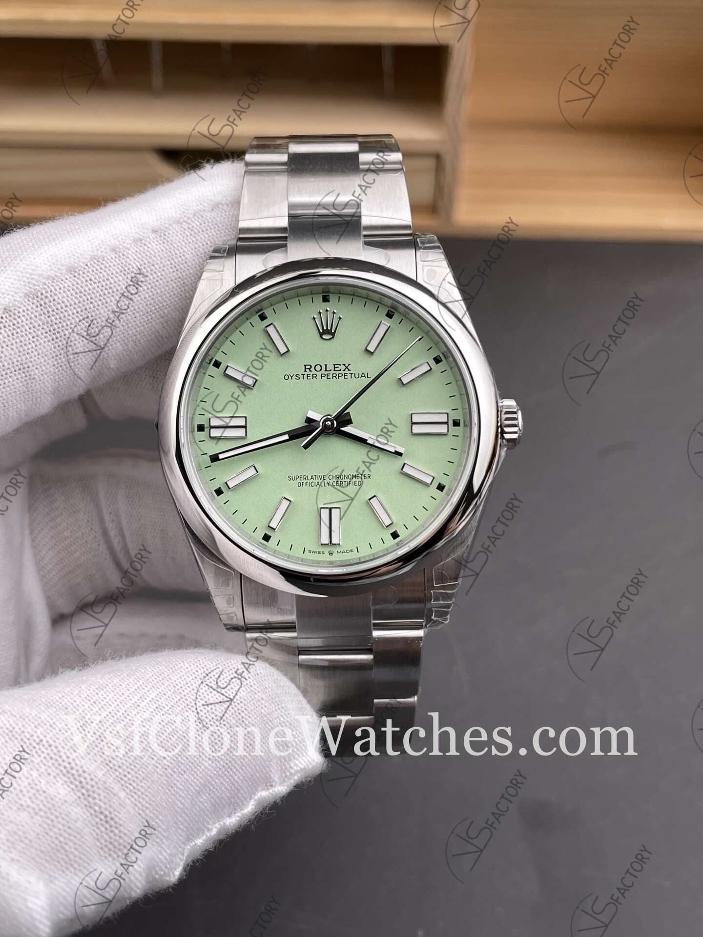 Clone Watches - Rolex Oyster Perpetual m134300-0006