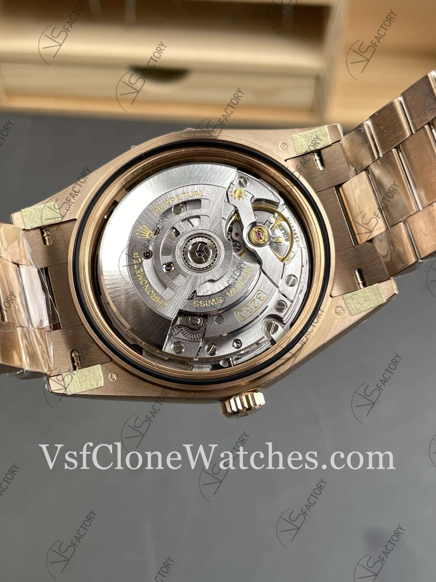 Super Clone Watches - Rolex Day Date m228235-0025 3255 Movement 40mm Olive Green Dial - Image 6