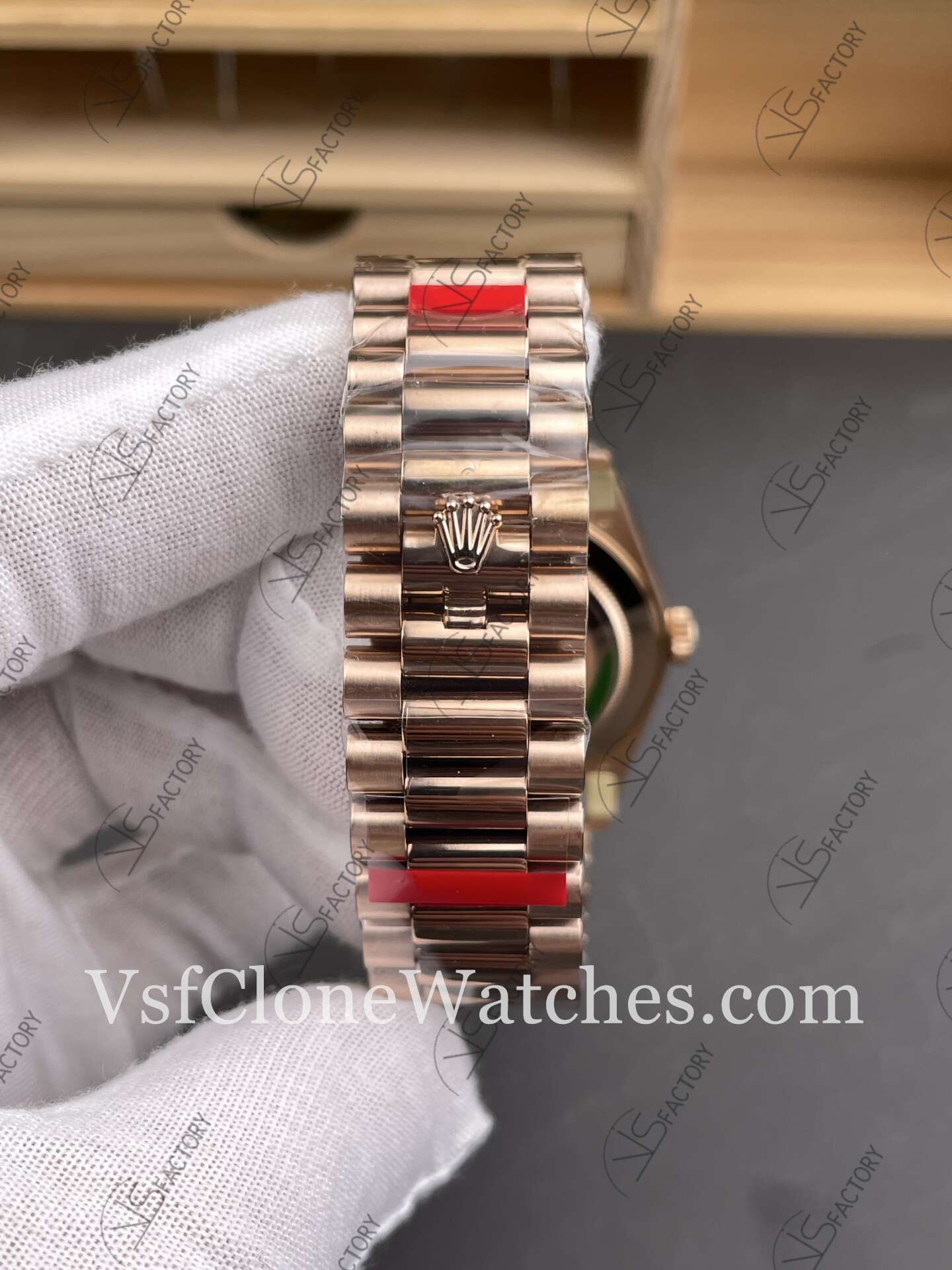 Super Clone Watches - Rolex Day Date m228235-0025 3255 Movement 40mm Olive Green Dial - Image 9