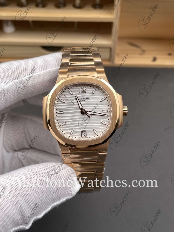 Clone Watches – Patek Philippe Nautilus 7118/1R-001