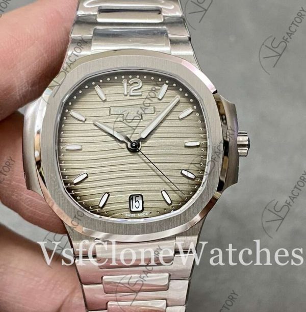 Clone Watches – Patek Philippe Nautilus 7118/1A-011