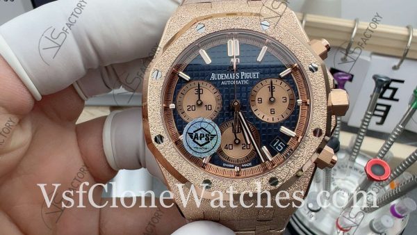 Clone Watches – Audemars Piguet Royal Oak Frosted Gold 26239OR Blue Dial