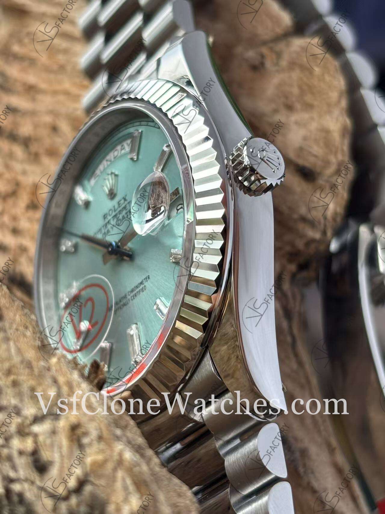 Super Clone Watches – Rolex Day Date M228236-0006 3255 Movement 40mm Ice Blue Dial with Diamond Markers - Image 6
