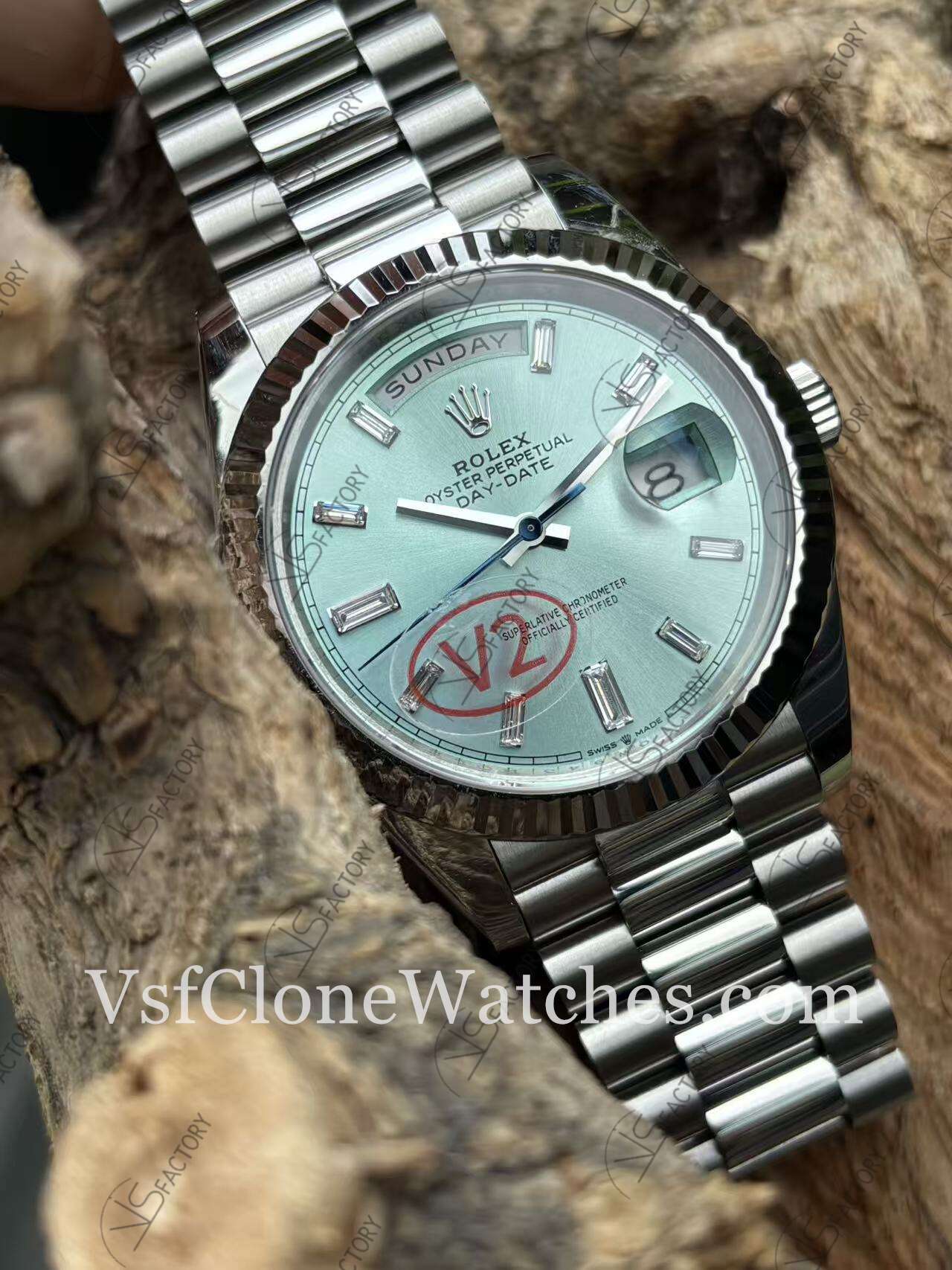 Super Clone Watches – Rolex Day Date M228236-0006 3255 Movement 40mm Ice Blue Dial with Diamond Markers - Image 5