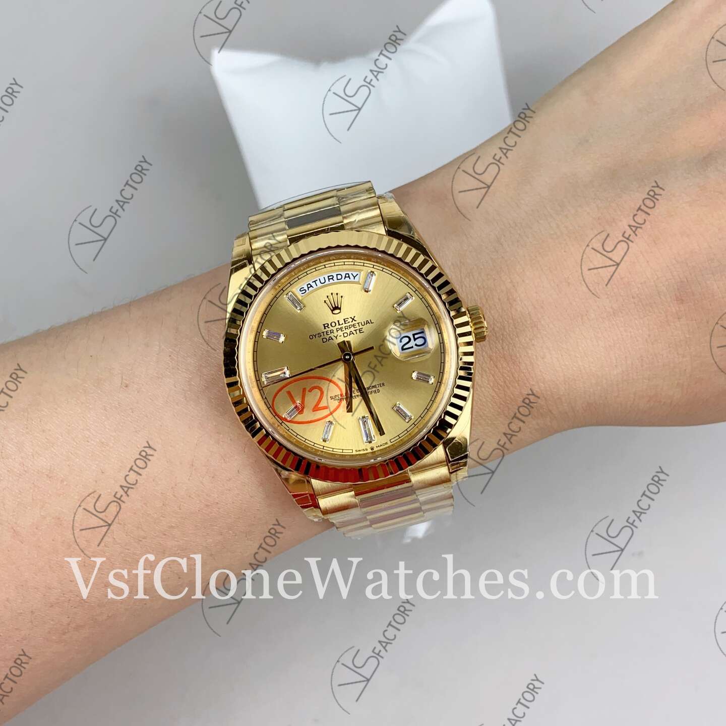 Super Clone Watches – Rolex Day Date M228238-0005 3255 Movement 40mm Gold Dial Diamond Hour Markers - Image 10