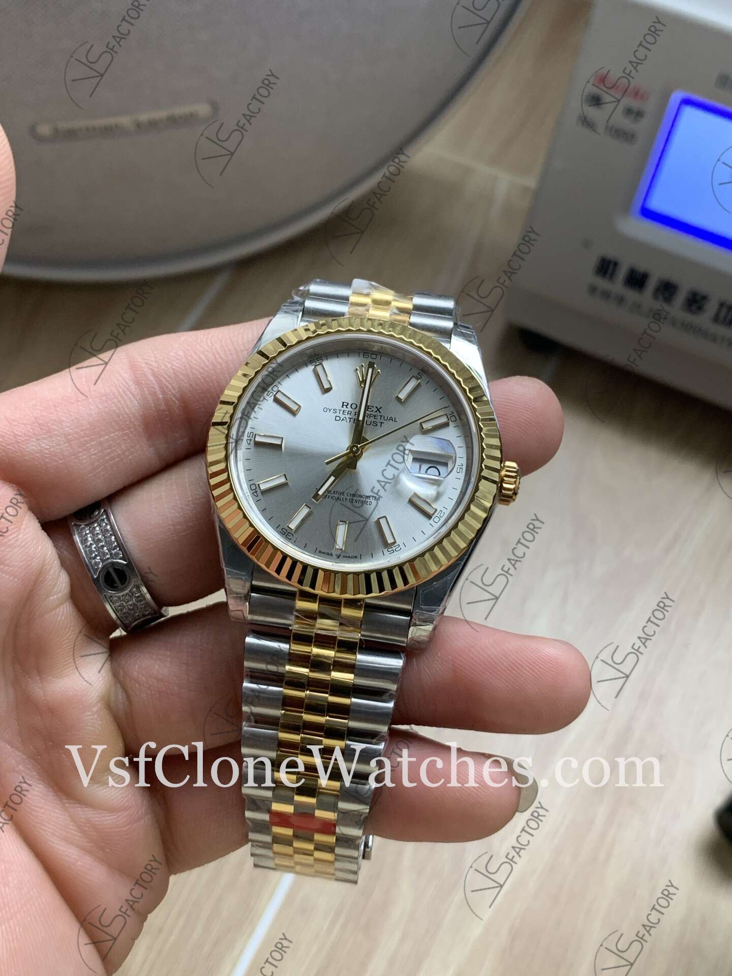 Super Clone Watches – Rolex DateJust m126333-0002 Jubilee 41MM 3235 Movement Silver Dial - Image 2
