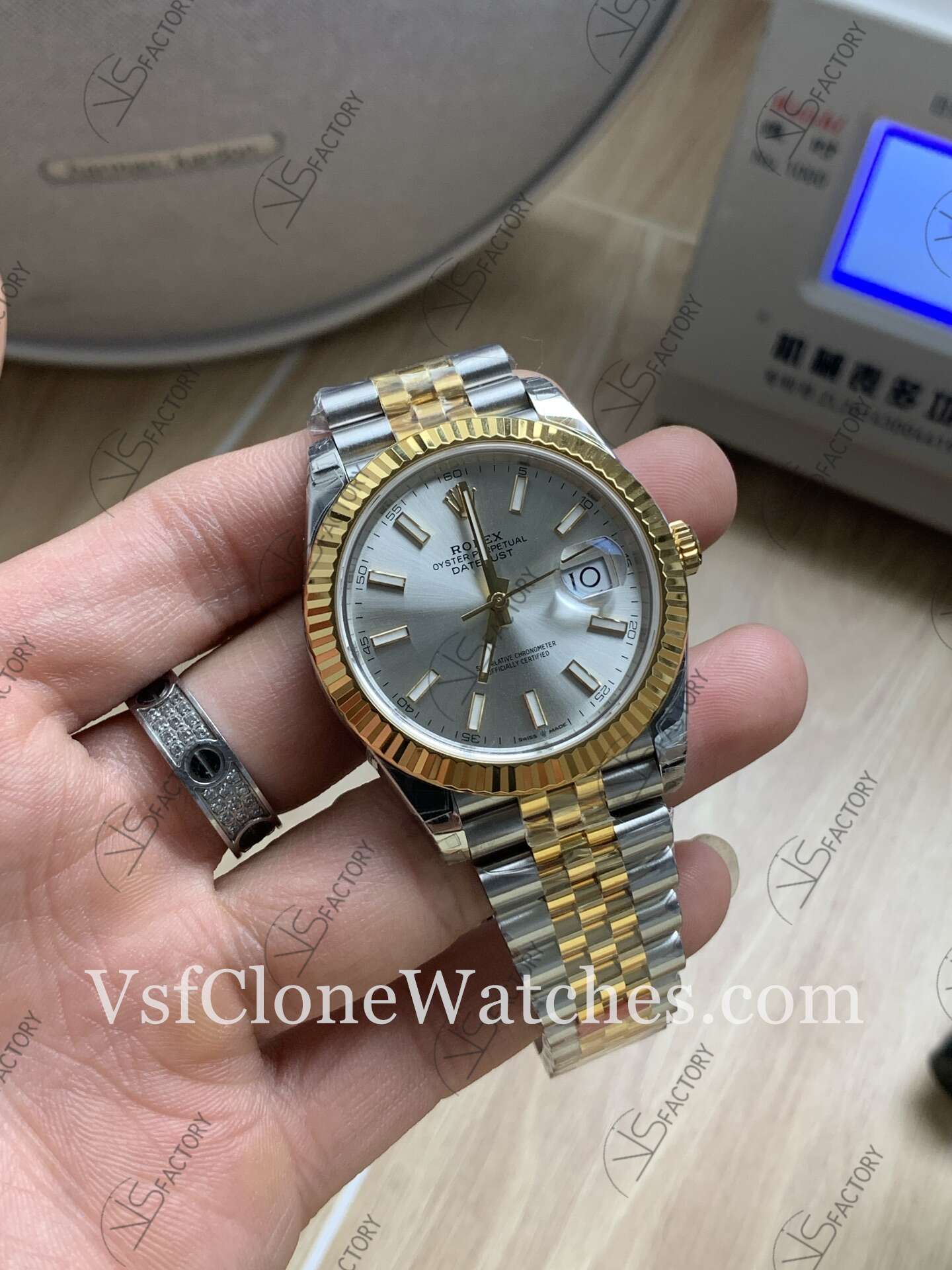 Super Clone Watches – Rolex DateJust m126333-0002 Jubilee 41MM 3235 Movement Silver Dial - Image 3