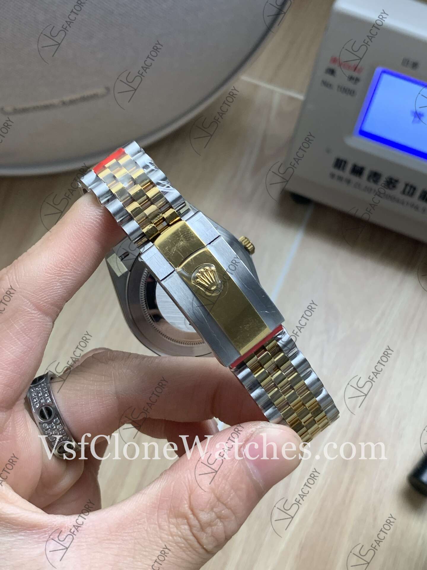 Super Clone Watches – Rolex DateJust m126333-0002 Jubilee 41MM 3235 Movement Silver Dial - Image 8