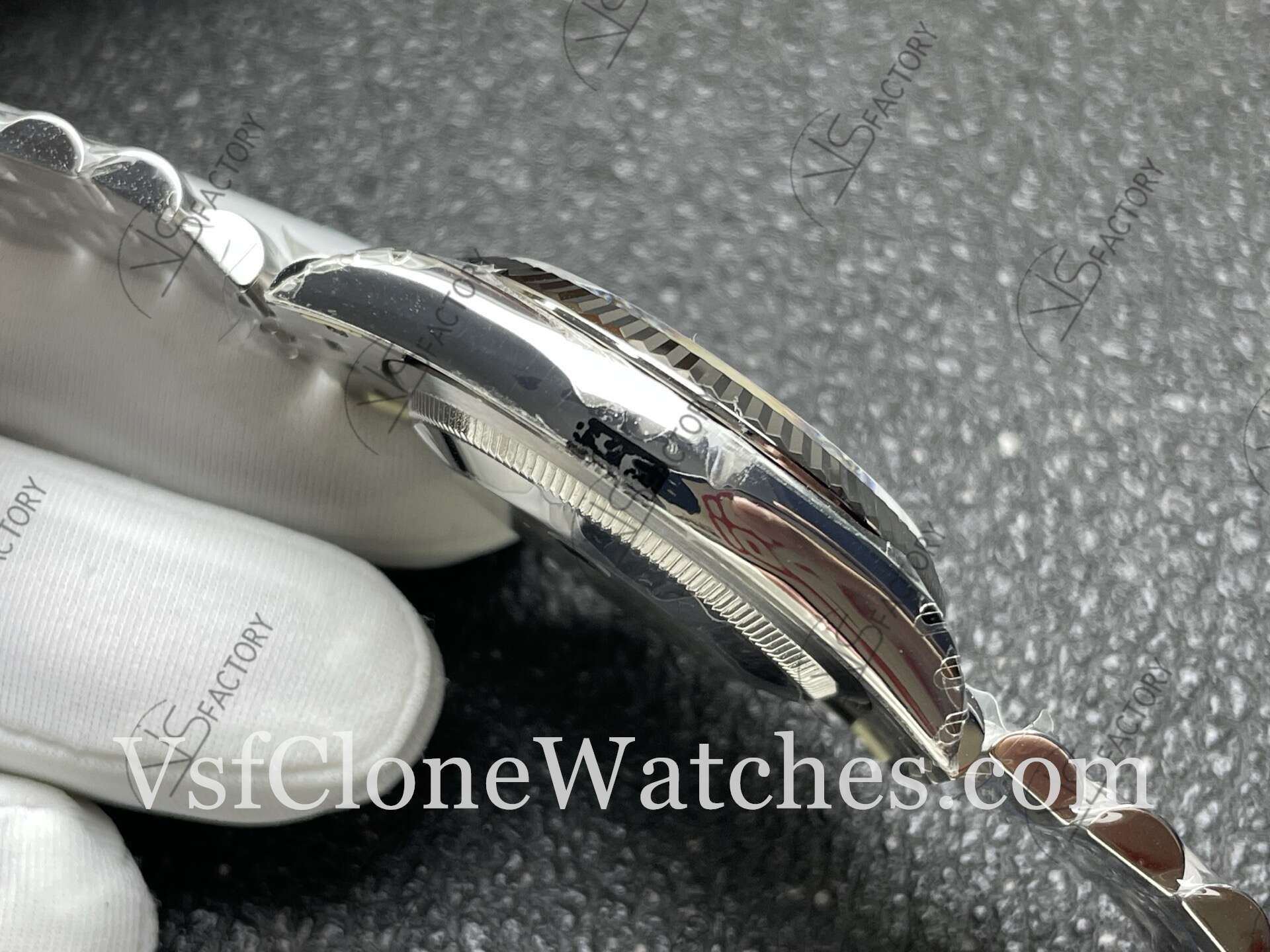 Super Clone Watches – Rolex DateJust M126234-0027 Jubilee 36MM 3235 Movement Black Dial Diamond Hour Markers - Image 5