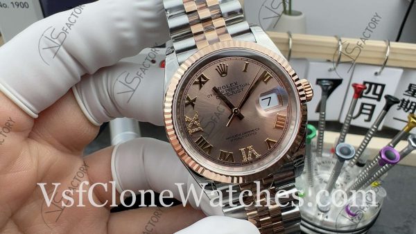 Clone Watches – Rolex DateJust M126231-0049
