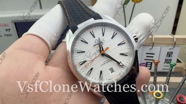 Clone Watches – OMEGA Seamaster 220.12.41.21.02.002