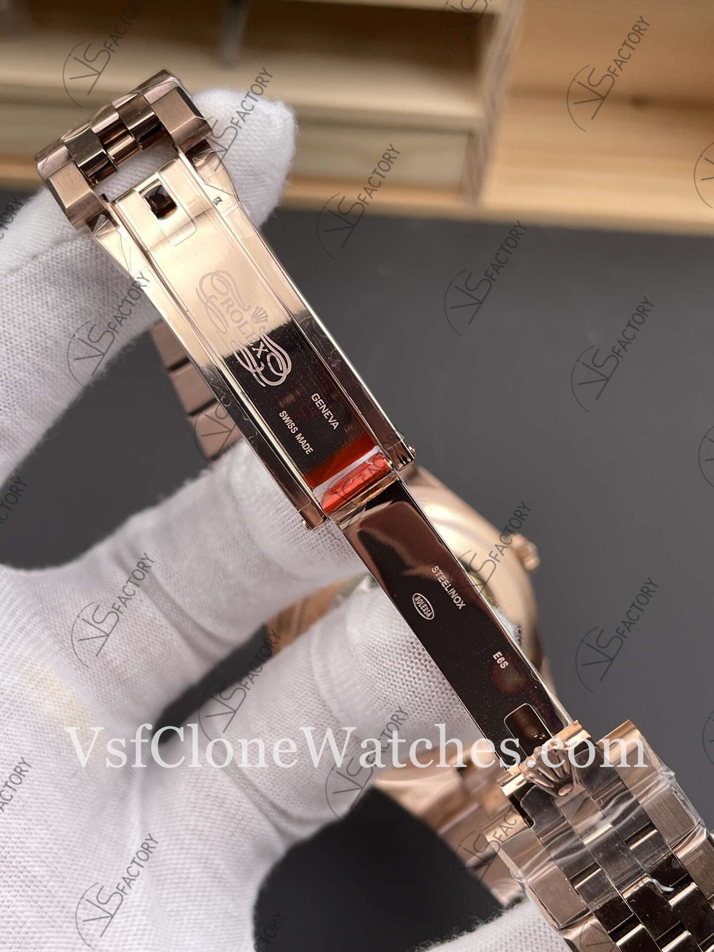 Super Clone Watches – Rolex Land-Dweller Rose Gold M127335-0001 7135 Movement White Dial 40MM - Image 7