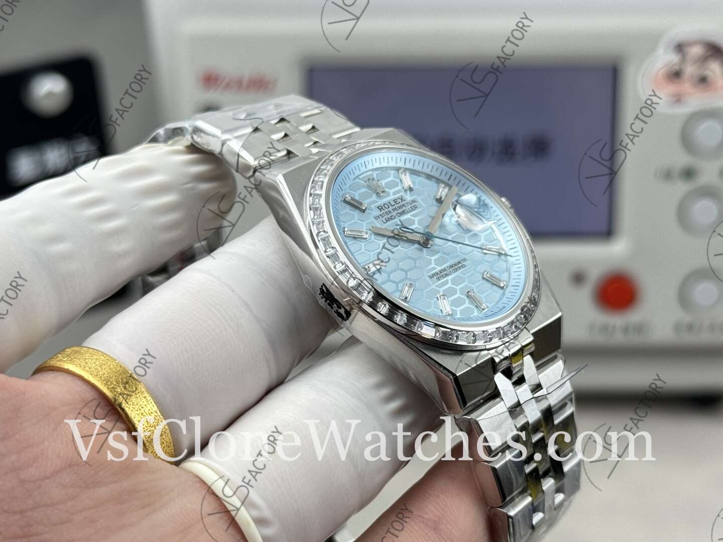 Super Clone Watches – Rolex Land-Dweller M127386TBR-0001 7135 Movement Blue Dial 40MM - Image 5